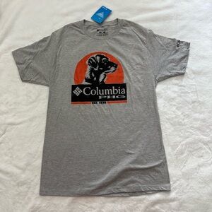 NWT Columbia Men's Gray Graphic T-Shirt